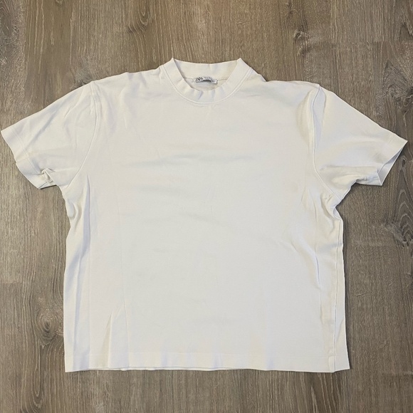 Zara Men's Basic White Tee (L) - Picture 1 of 2